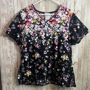 💛 ScrubStar Floral Print Women's Top